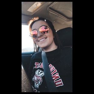 Meet your Posher, Jenna